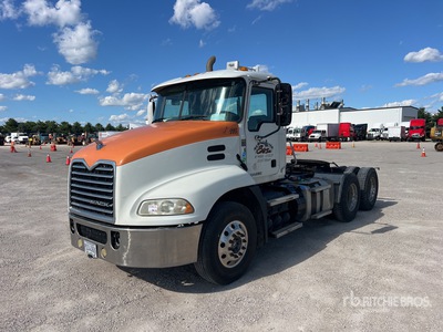 2016 Mack CXU613 6x4 Cabeza Tractora Cabina Corta