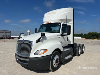 2021 International LT625 6x4 Tracteur routier
