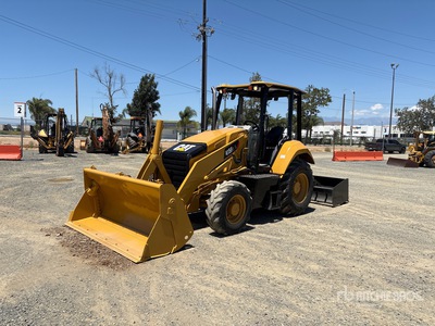 2017 Cat 415F2 IL 4x4 Landschaftslader