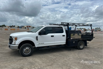 2021 Ford F-350 4x4 Crew Cab 平台トラック