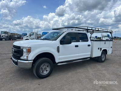 2021 Ford F-250 4x4 Utility Truck