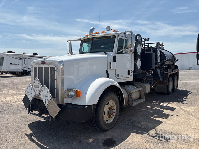 2018 Peterbilt 367 6x4 Chemical transfer