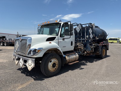 2018 International 7400 4x2 Pump truck