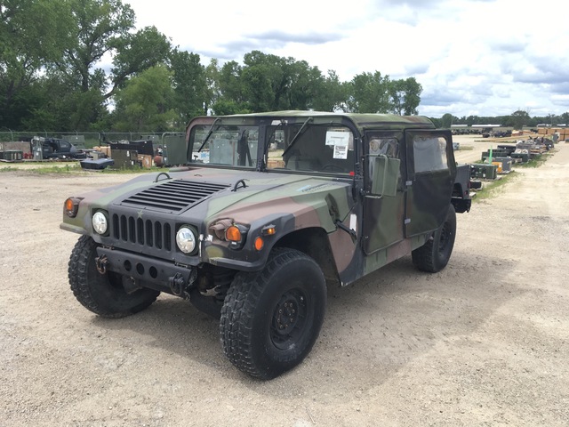 1989 AM General M1097R1 HMMWV 4 Door Soft Top w/Truck Body