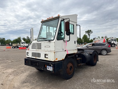2008 Ottawa 4x2 ターミナル トラクター