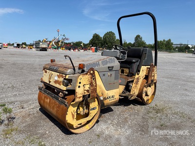 2014 Sakai SW502-1 Compacteur  double bille (Inoperable)