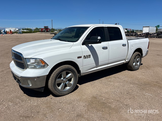 2017 Ram 1500 4x4 Crew Cab Pickup