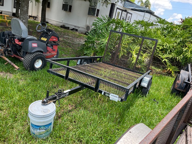 2014 Carry-On 8 ft S/A Utility Trailer