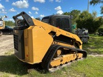 Picture, Right Rear Corner