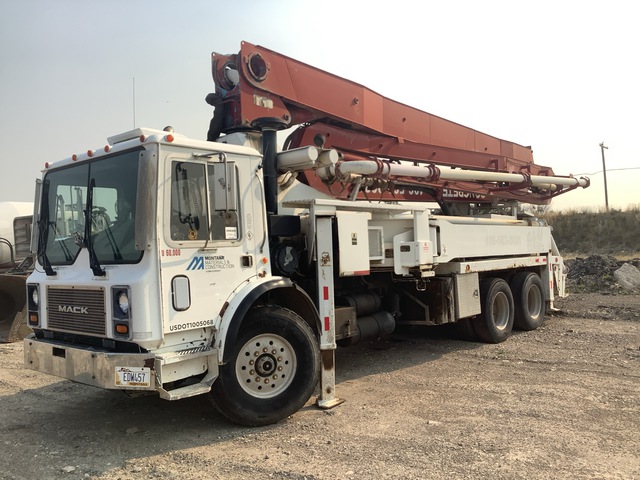 1993 Putzmeister 36-32/4 36 ft on 1993 Mack MR688S 6x4 Concrete Pump Truck 1993 Putzmeister 36-32/4 36 ft on 1993 Mack MR688S 6x4 Concrete Pump Truck