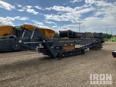 2022 Tesab 8042T 40 in x Tracked Stacking Tracked Conveyor