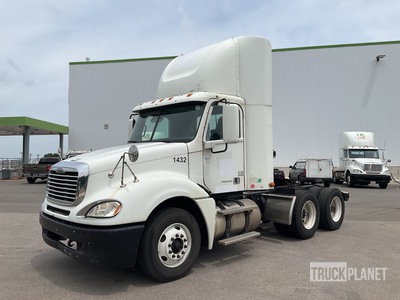2014 Freightliner Columbia 6x4 T/A Day Cab Truck Tractor (Glider Kit)