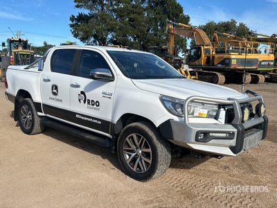 2020 Toyota Hilux SR5 4x4 Dual Cab Pickup