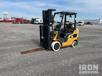2021 Cat 2C5000 4750 lb Cushion Tire Carrelli Elevatori