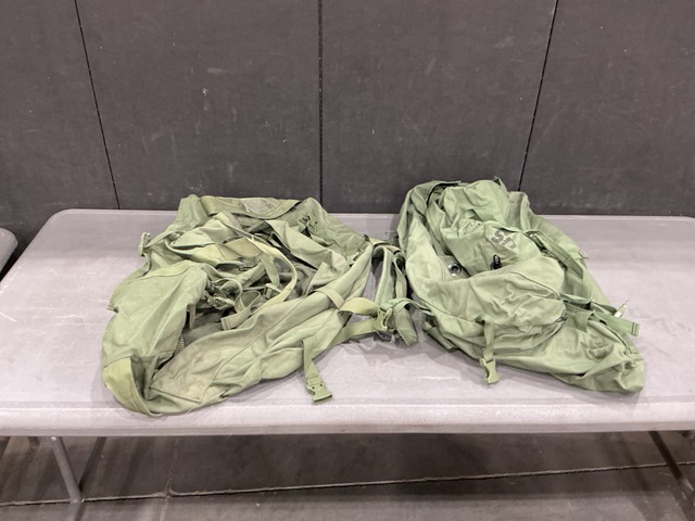 (44) Duffel Bags
