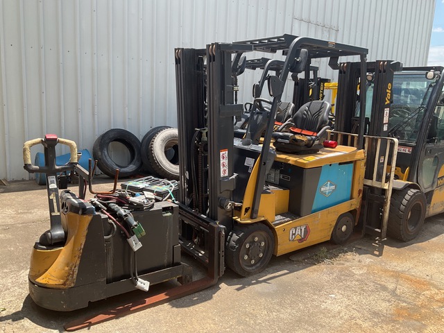 2019 Cat EC25EN2 4600 lb Electric Forklift