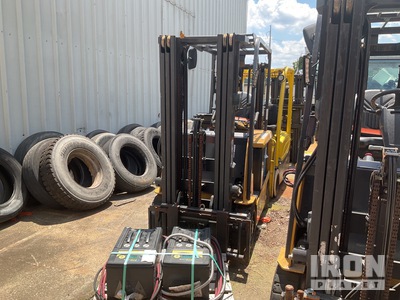 2019 Cat EC25EN2 4600 lb Electric Forklift