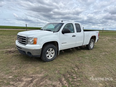 2013 GMC Sierra 1500 SLE 4x4 Extended Cab Pickup (Inoperable)