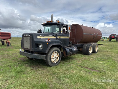 1990 Mack RB6885 Econodyne 6x4 Water Truck (Inoperable)