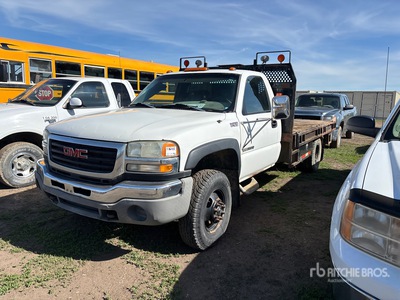 2003 Chevrolet 3500 Super Duty 4x4 Table Top Truck (Inoperable)