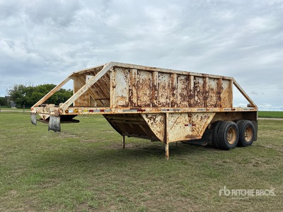 1986 Arne's 28 ft T/A Belly Dump Trailer