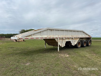 1991 Decap 40 ft Tri/A Belly Dump Trailer