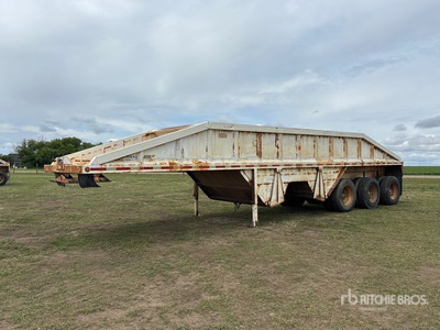 1990 Decap 40 ft Tri/A Belly Dump Trailer