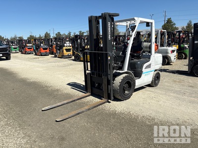 UniCarriers PF70 3050 lb Pneumatic Tire Forklift