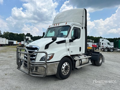 2020 Freightliner Cascadia 116 4x2 S/A Day Cab Truck Tractor