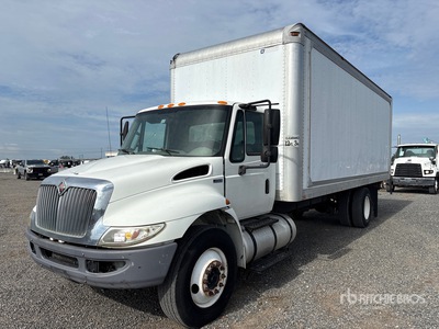 2012 International 4300 4x2 Kastenwägen