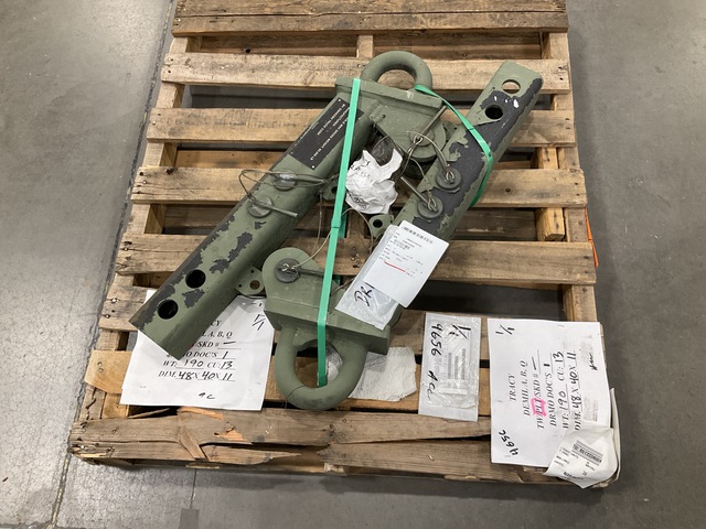 (2) Oshkosh 3357403 Lunette Weldments