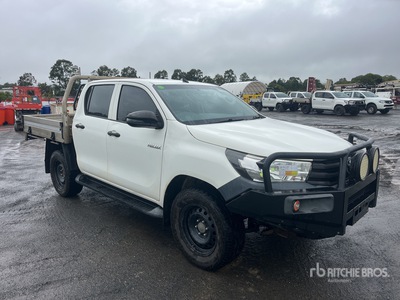 2019 Toyota Hilux 4x4 Dual Cab Pickup