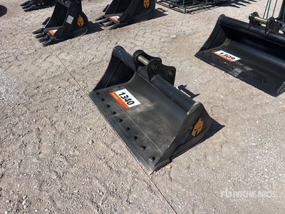 Trojan 42 in Cleanup Excavator Bucket - Fits 40mm Cat 303, 303.5, 304 Case, New Holland, Kobelco SK35 Deere/Hitachi 35D/G