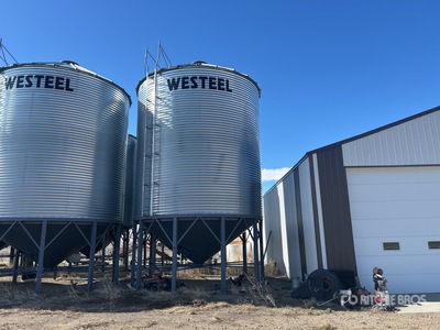 Westeel 1805 +/- 4900 bu 5 Ring Hopper Grain Bin