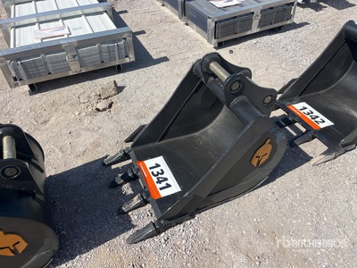 Trojan 24 in Digging Excavator Bucket - Fits 45mm Cat 305, 305.5 Komatsu PC45/50/55 Hyundai R55, Hitachi/Deere 50D/G Case, New Holland, Kobelco SK50 Bobcat E50/341/337