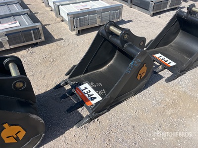Trojan 24 in Digging Excavator Bucket - Fits 45mm Cat 305, 305.5 Komatsu PC45/50/55 Hyundai R55, Hitachi/Deere 50D/G Case, New Holland, Kobelco SK50 Bobcat E50/341/337