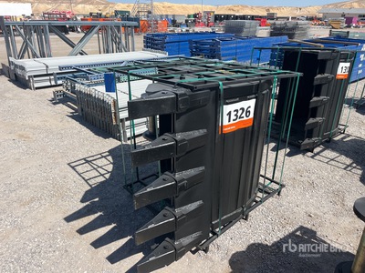 Trojan 42 in Digging Excavator Bucket - Fits 80mm Cat 320/321/323, Hyundai R210 Komatsu PC200/220, Deere 160/200/225 Kobelco SK210, Case 210/225, Doosan DX225
