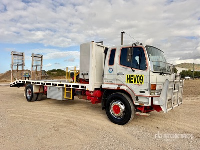 2007 Mitsubishi FM600 4x2 Flatbed Truck