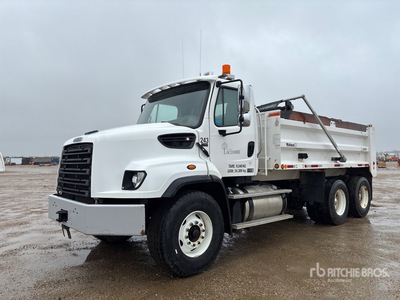 2015 Freightliner 114SD 6x4 を見 Dump Truck