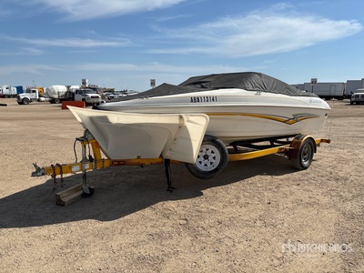 2007 Larson 18 ft Fishing Boat