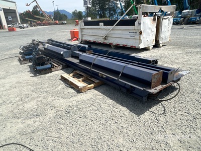 Rotary SM302-100 4 Post 30000 lb 車両リフト