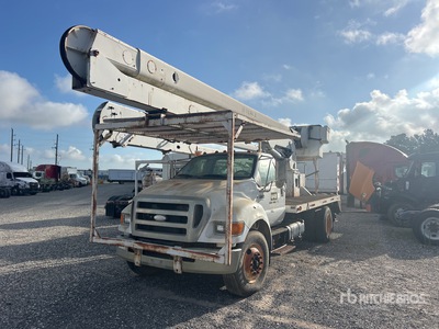 Terex HI-RANGER 5FC-55 55 ft on 2007 Ford F-750 XL 4x2 Bucket Truck