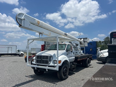 Terex HI-RANGER 5FC-55 55 ft on 2003 Ford F-750 4x2 Bucket Truck