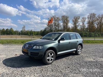 2006 Volkswagen Touareg 4WD SUV