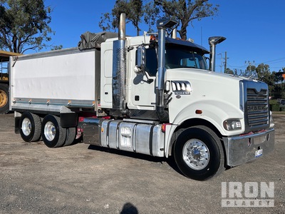 2012 Mack Trident 6x4 T/A Dump Truck