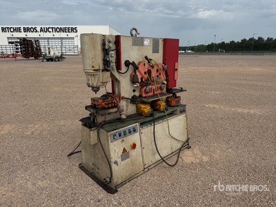 2004 Q35Y-16 Poiconneuse Stanzpresse