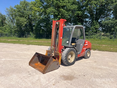 Manitou MSI30 3000 kg 4x2 Chariot Elevateur Tout Terrain Vorkheftruck voor ruw terrein