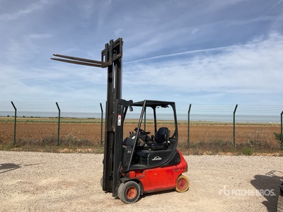 2001 Linde E18P Electric Forklift