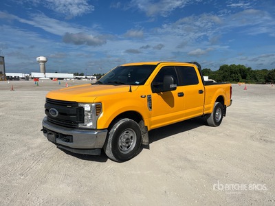 2019 Ford F-250 XL 4x2 Crew Cab Pickup