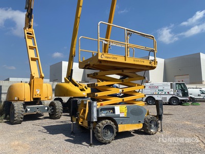 2007 Haulotte Compact12DX 4x4 Diesel Scissor Lift